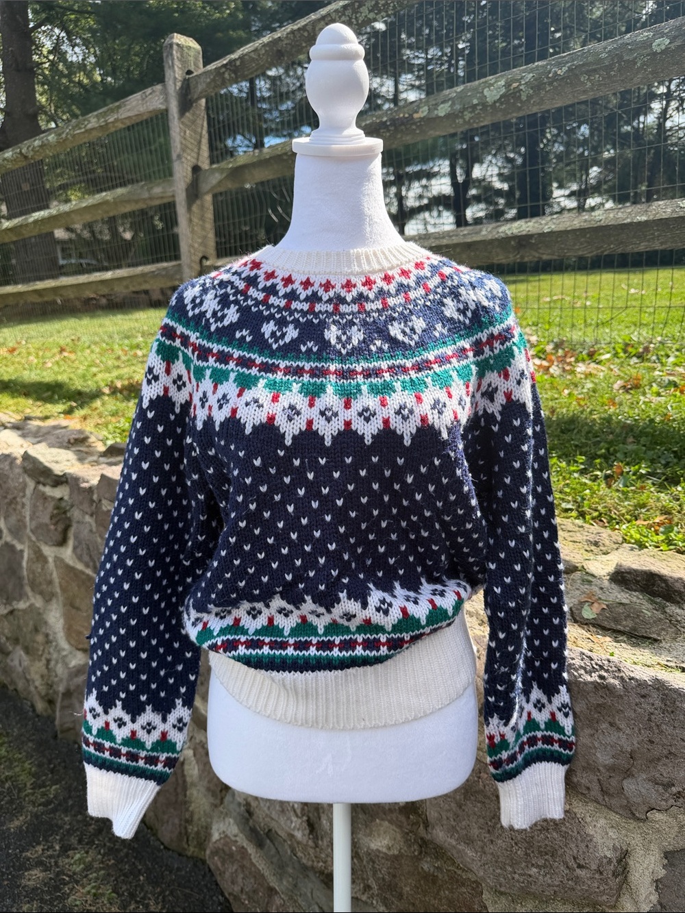 Northern Isles Crewneck Sweater - Women's